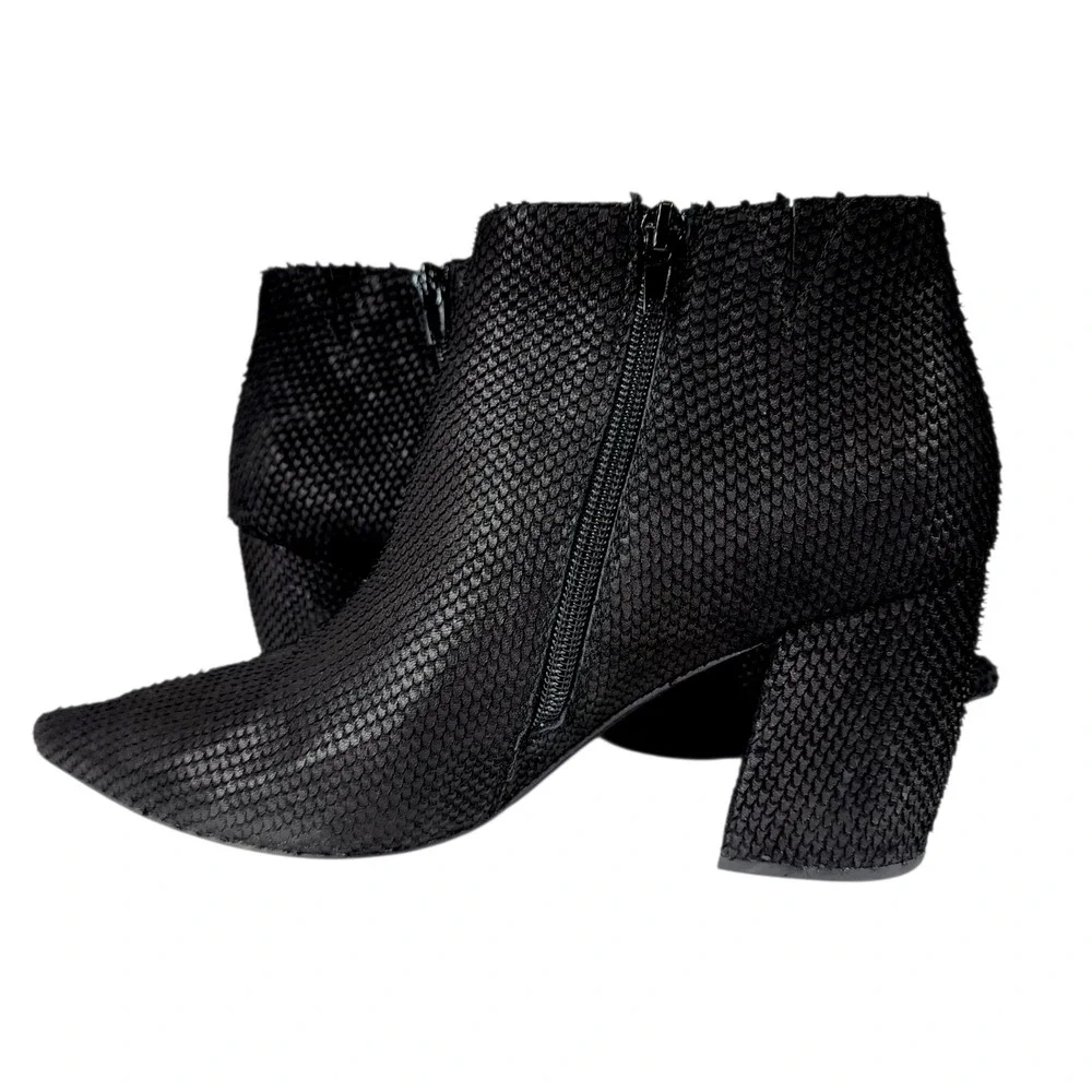 Jeffrey Campbell Ankle Boot sz 9 Women Total Scales Fringe Black Leather Pointed